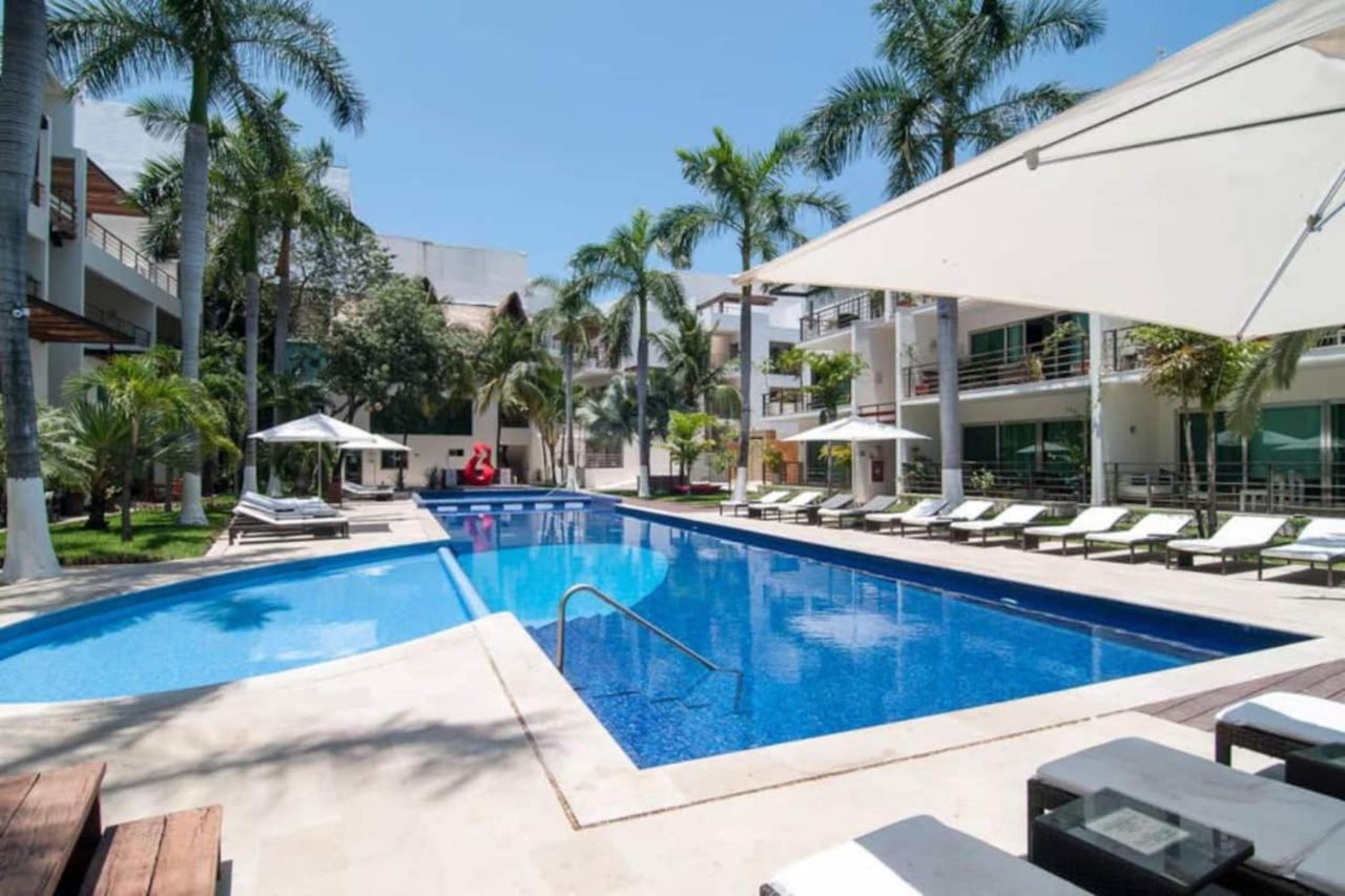 Luxurious & Central Condo In Playa Steps From The Beach Playa del Carmen Exteriör bild