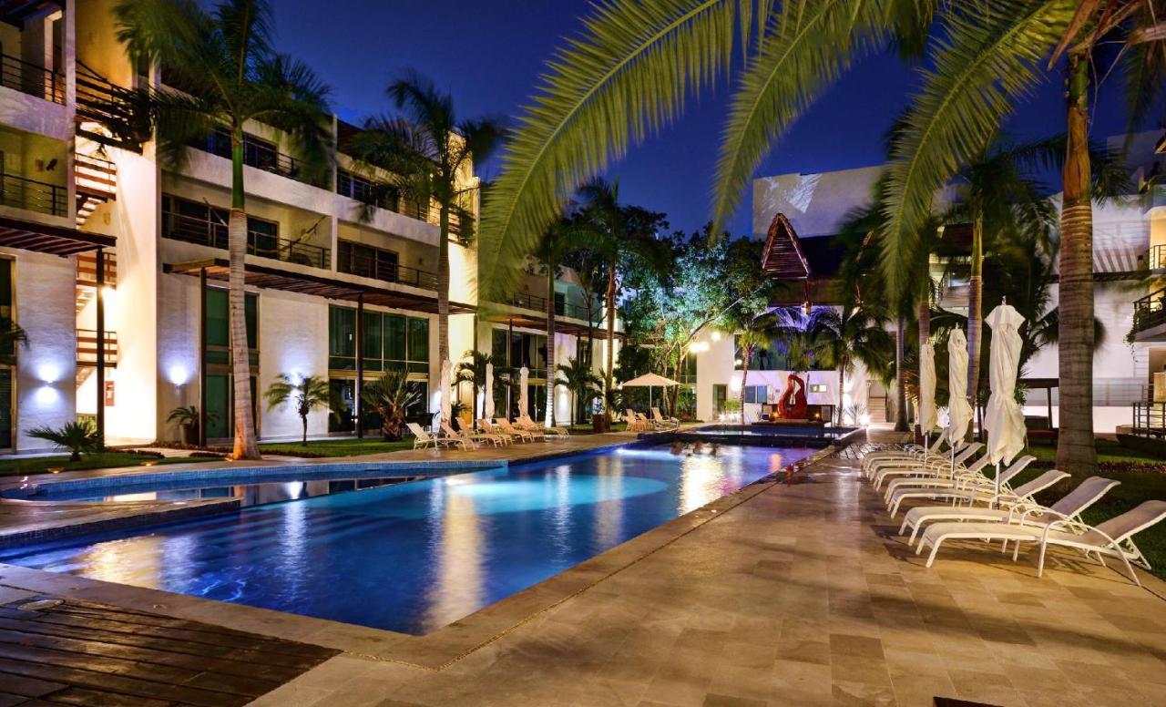 Luxurious & Central Condo In Playa Steps From The Beach Playa del Carmen Exteriör bild