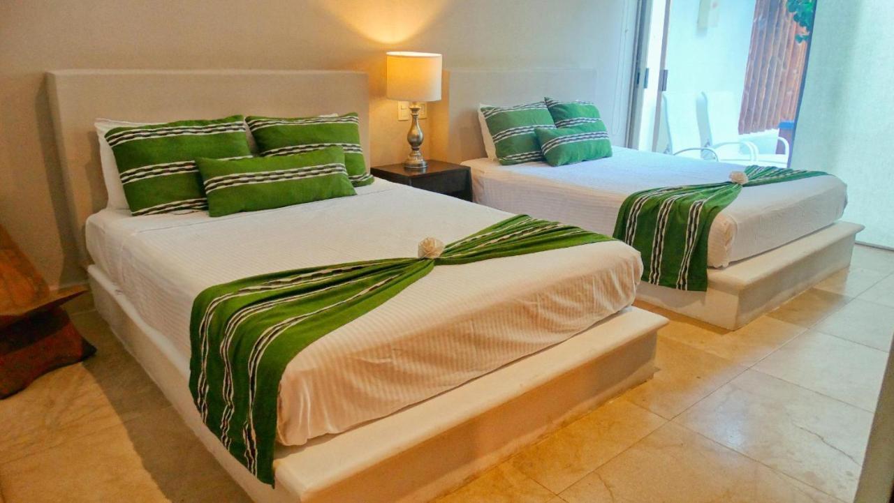 Luxurious & Central Condo In Playa Steps From The Beach Playa del Carmen Exteriör bild